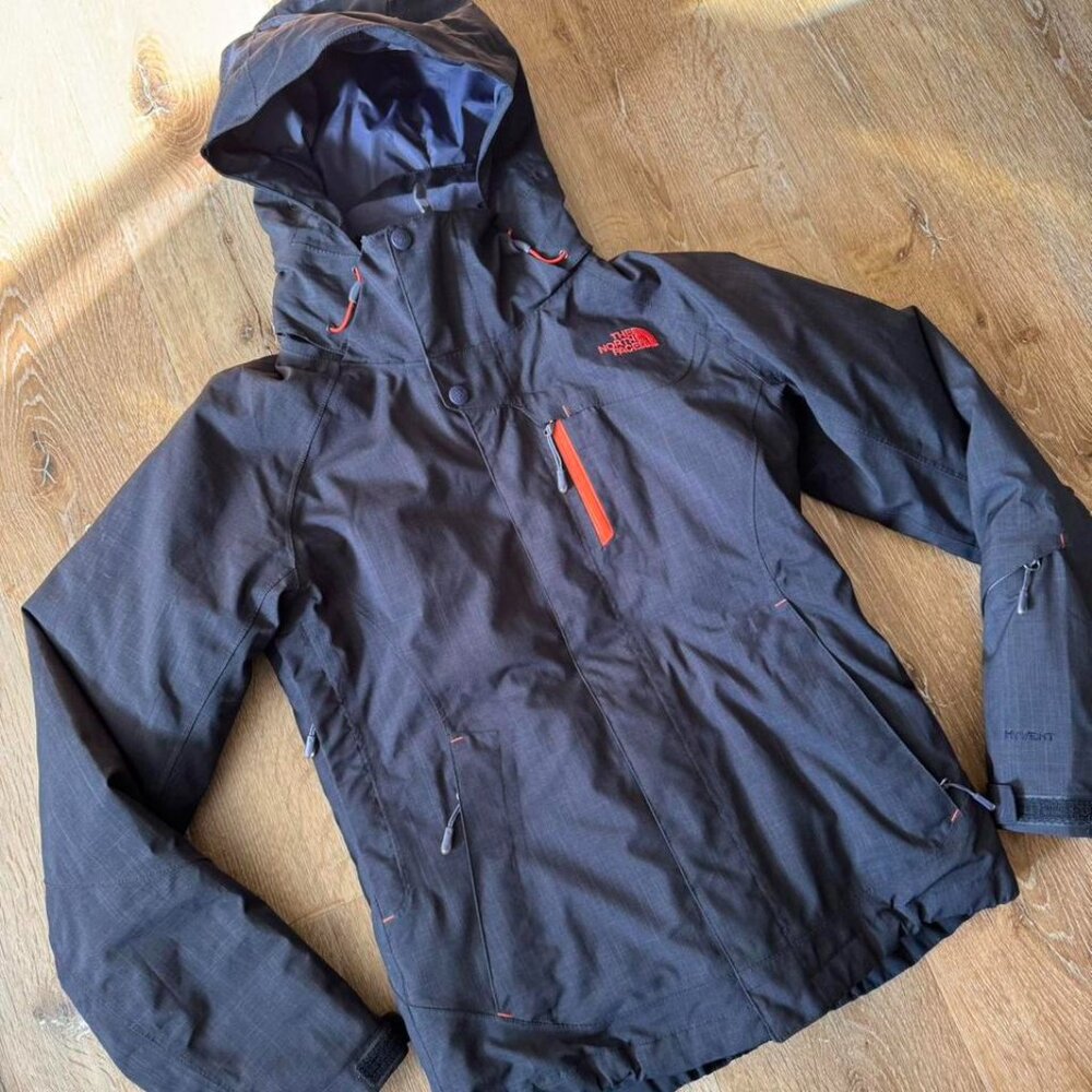The North Face‎ HyVent XS Cheakamus Triclimate 3-1 women’s ski jacket